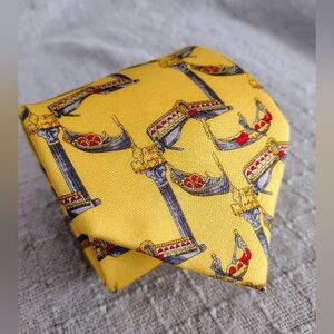 Like New Trevisan Venezia Yellow Venice Print Necktie 100% Silk Made in Italy
